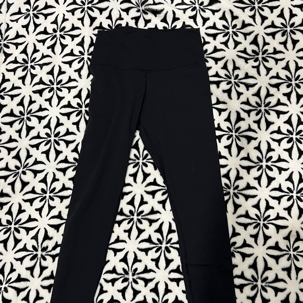 Basic black leggings